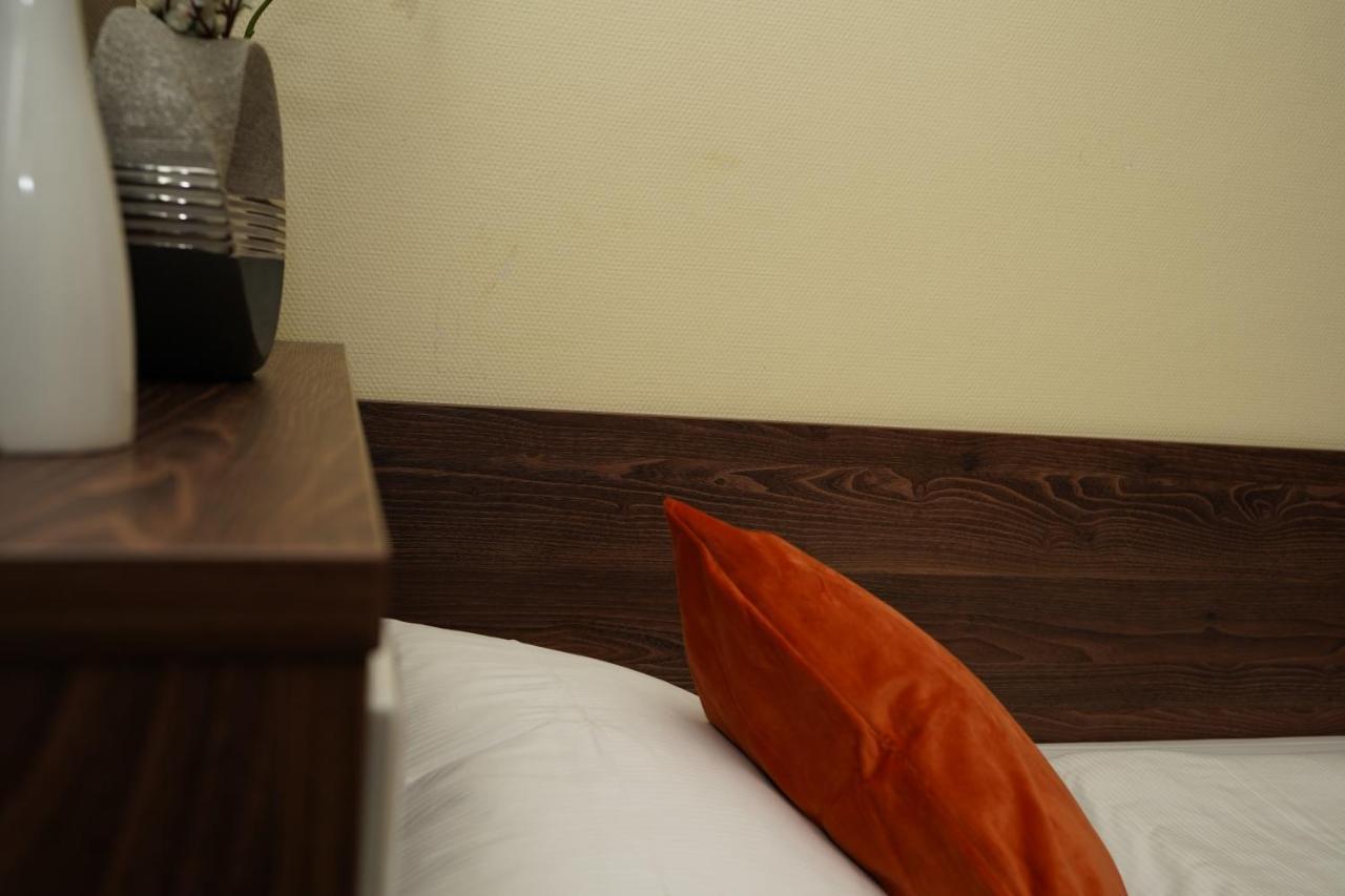 Hotel Little Paris Франкфурт на Майн Екстериор снимка